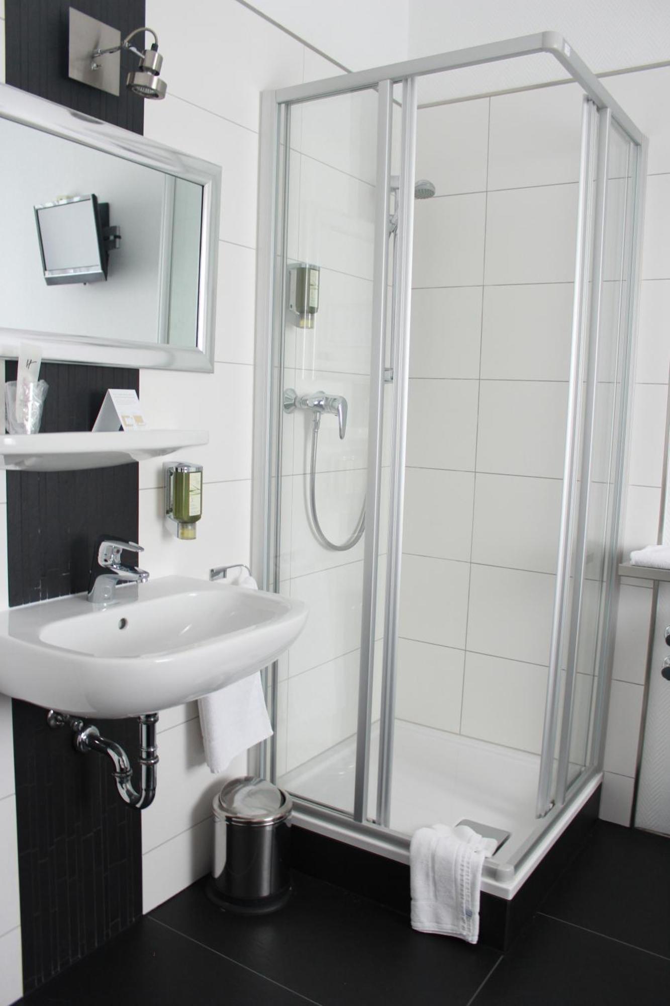 קייזרסלאוטרן Hotel Heymann מראה חיצוני תמונה