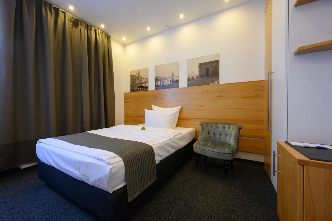 קייזרסלאוטרן Hotel Heymann מראה חיצוני תמונה